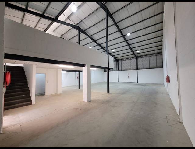 500M² WAREHOUSE TO LET IN KILLARNEY GARDENS